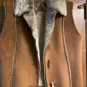 Fjallraven suede/fur vest